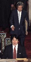 Koizumi, Takenaka attend parliament session